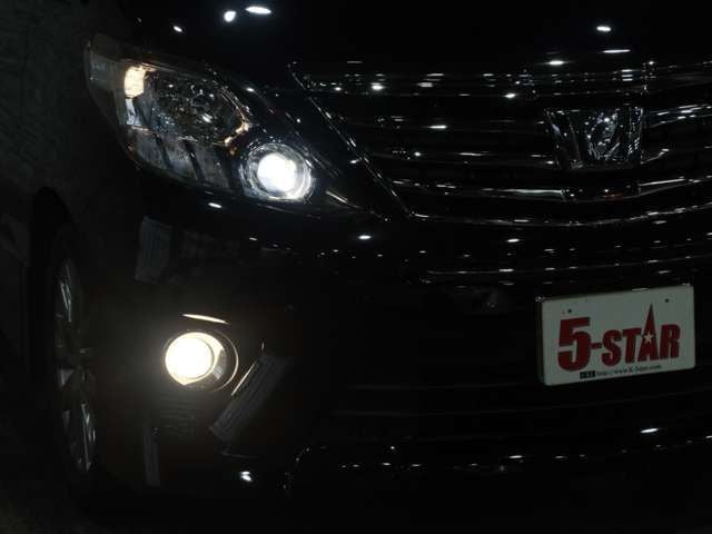 TOYOTA ALPHARD 2013