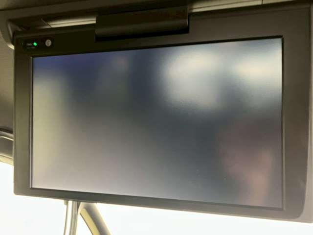 TOYOTA VOXY HYBRID 2021