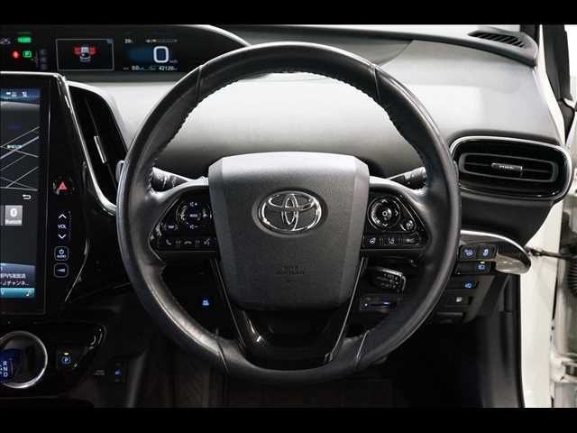 TOYOTA PRIUS PHV 2018