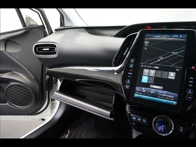 TOYOTA PRIUS PHV 2018