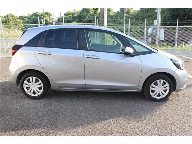 HONDA FIT e:HEV 2023