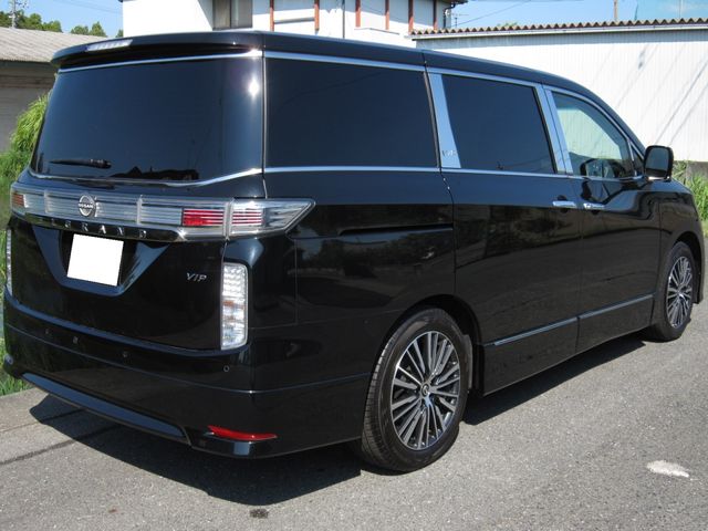 NISSAN ELGRAND 2023