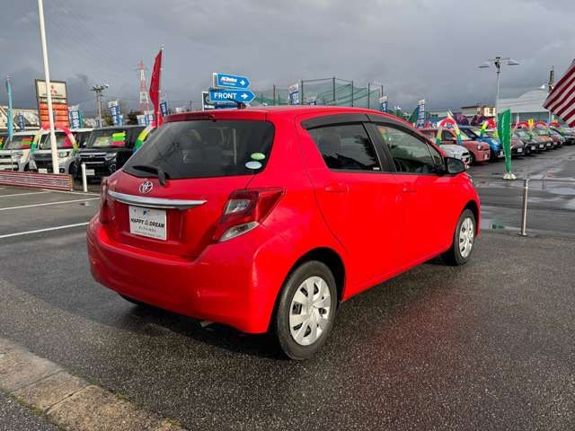TOYOTA VITZ 2014