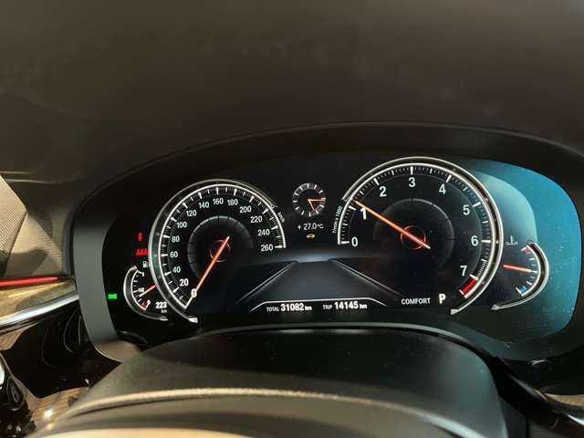 BMW BMW 5series TOURING 2018