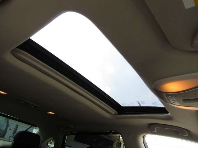 NISSAN CIMA HYBRID 2017