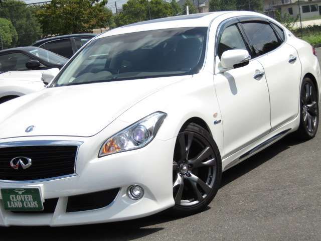 NISSAN CIMA HYBRID 2017