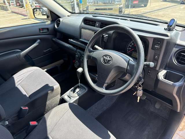 TOYOTA PROBOX van 4WD 2018