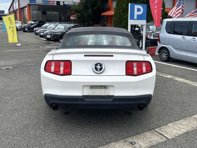 FORD FORD MUSTANG open 2012