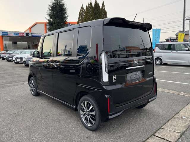 HONDA N BOX CUSTOM 2025