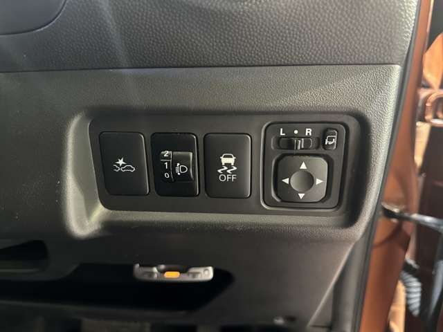 MITSUBISHI MIRAGE hatchback 2016