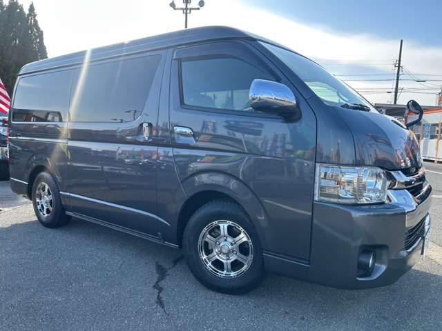 TOYOTA HIACE van 4WD 2019