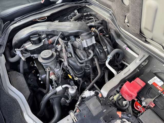 TOYOTA HIACE van 4WD 2019