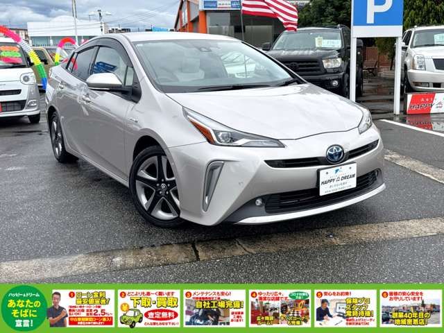 TOYOTA PRIUS 2019