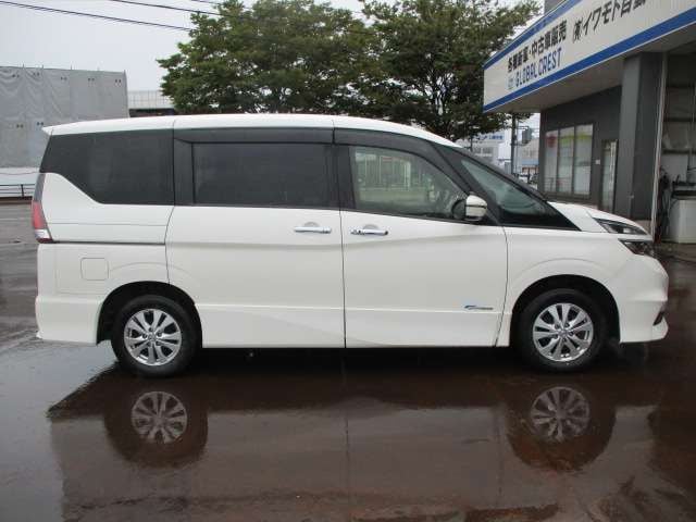 NISSAN SERENA  WG 4WD 2016