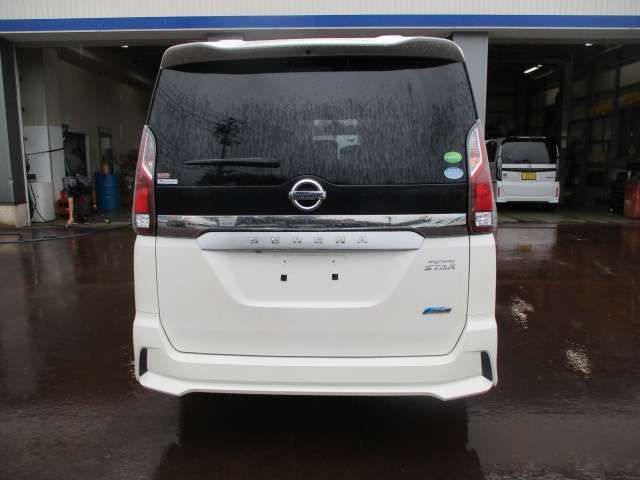 NISSAN SERENA  WG 4WD 2016