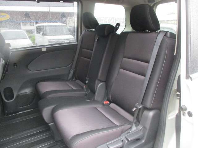 NISSAN SERENA  WG 4WD 2016