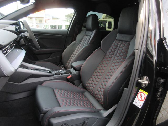 AUDI AUDI RS3 Sedan 2025