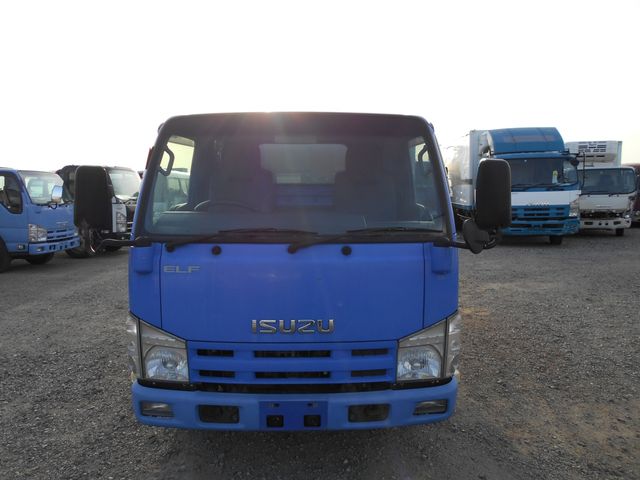 ISUZU ELF 2012