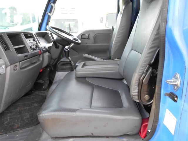 ISUZU ELF 2012