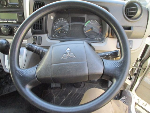 MITSUBISHI CANTER 2017