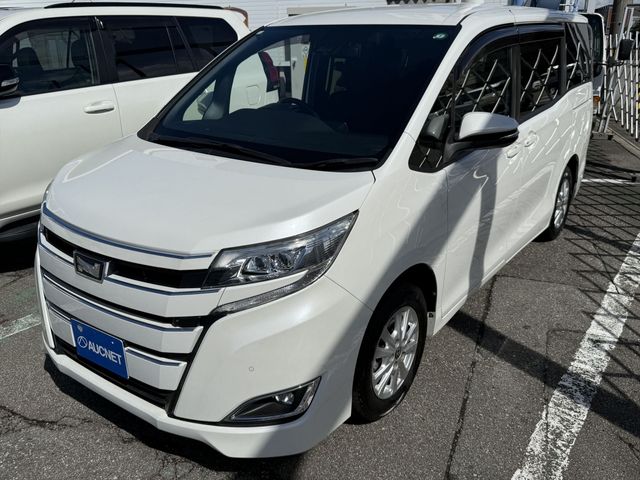 TOYOTA NOAH 2020