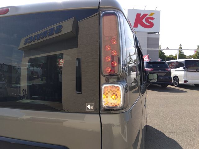 SUZUKI Spacia BASE 4WD 2022