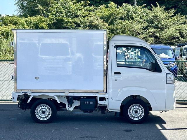 DAIHATSU HIJET truck 2021