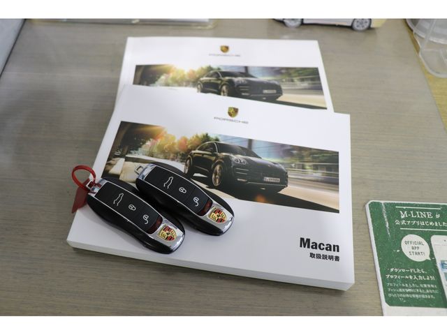 PORSCHE PORSCHE Macan 2015