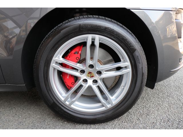 PORSCHE PORSCHE Macan 2015