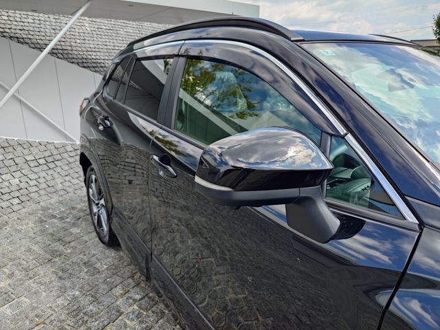 TOYOTA COROLLA CROSS HYBRID 2024