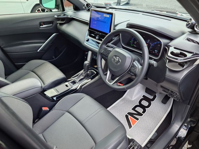 TOYOTA COROLLA CROSS HYBRID 2024