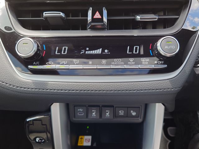 TOYOTA COROLLA CROSS HYBRID 2024