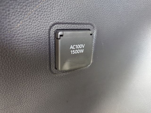 TOYOTA COROLLA CROSS HYBRID 2024