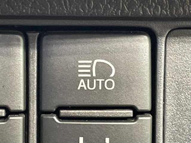 TOYOTA COROLLA FIELDER HYBRID 2016