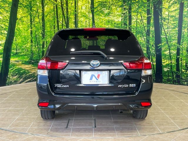 TOYOTA COROLLA FIELDER HYBRID 2016