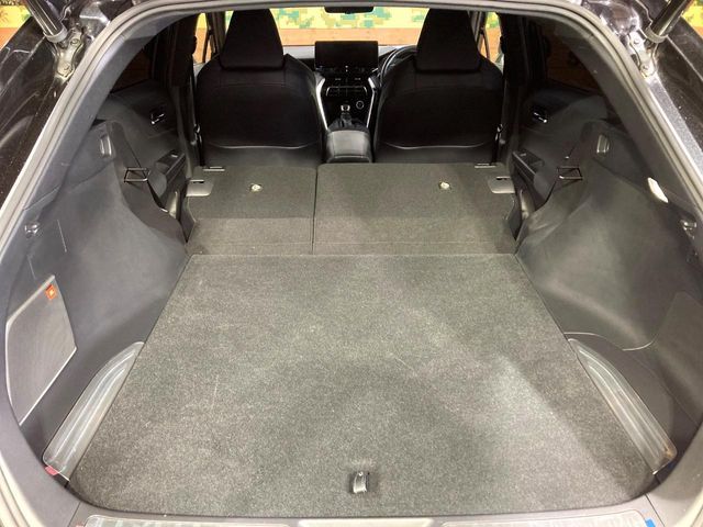 TOYOTA HARRIER HYBRID 2021