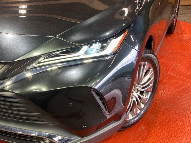 TOYOTA HARRIER HYBRID 2021