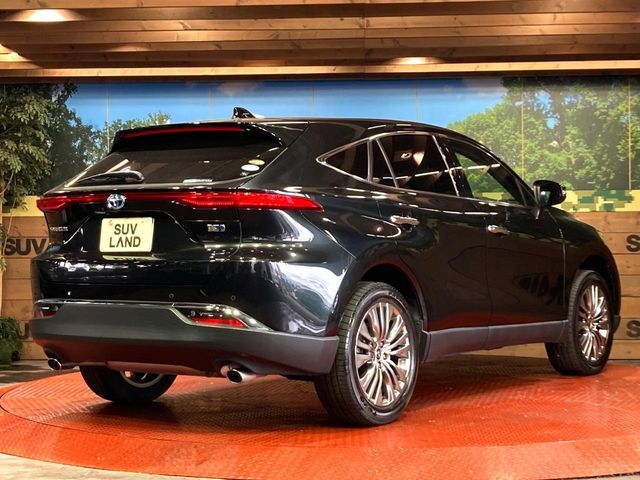 TOYOTA HARRIER HYBRID 2021