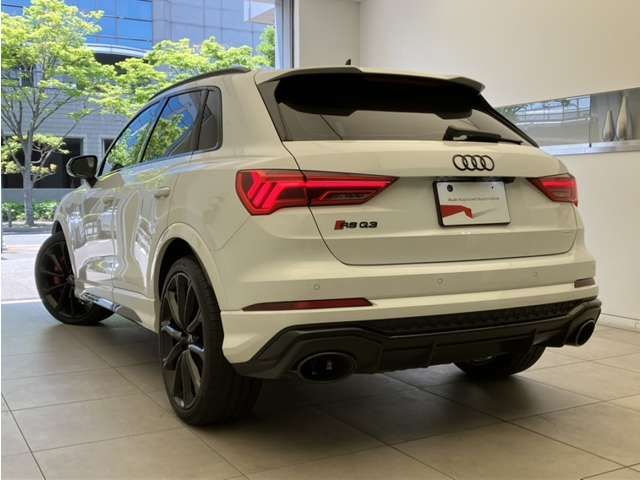 AUDI AUDI RS Q3 2022