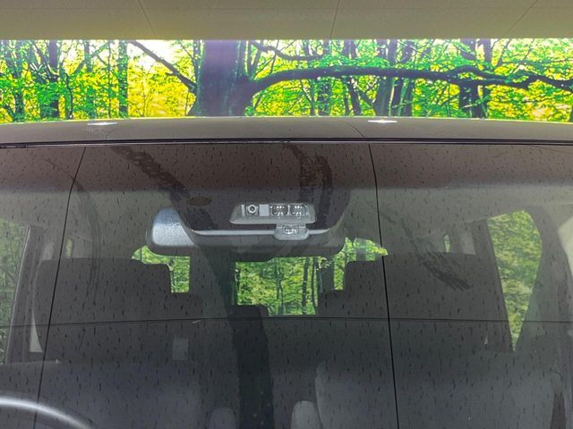 MITSUBISHI DELICA D:5 4WD 2024