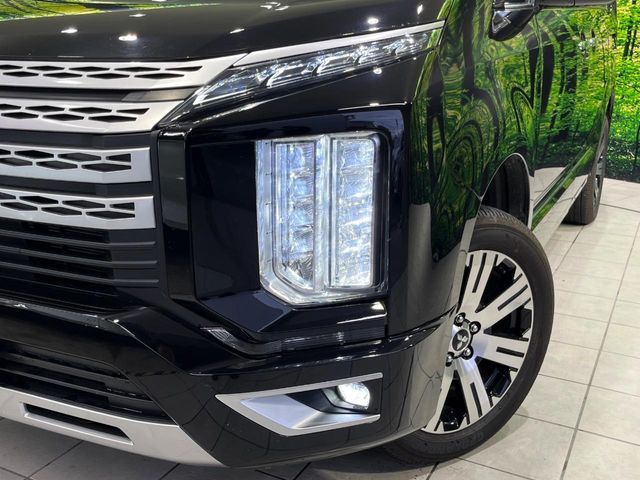 MITSUBISHI DELICA D:5 4WD 2024