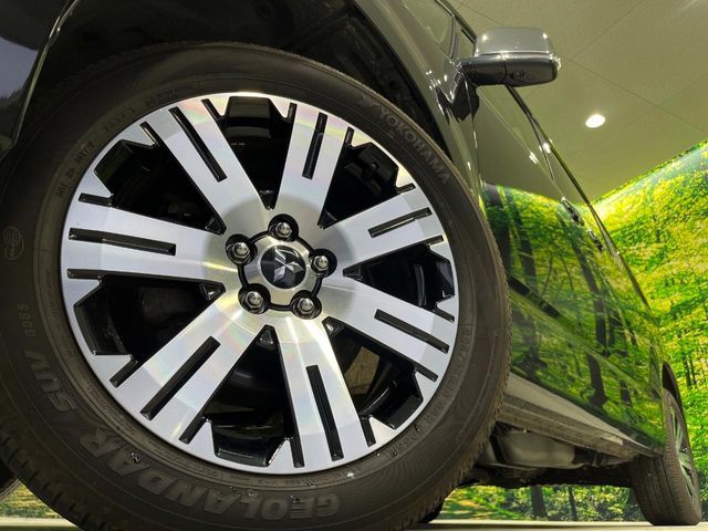 MITSUBISHI DELICA D:5 4WD 2024