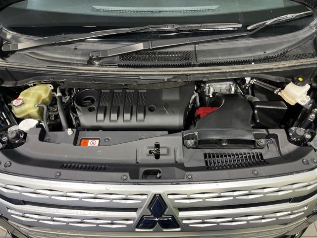 MITSUBISHI DELICA D:5 4WD 2024