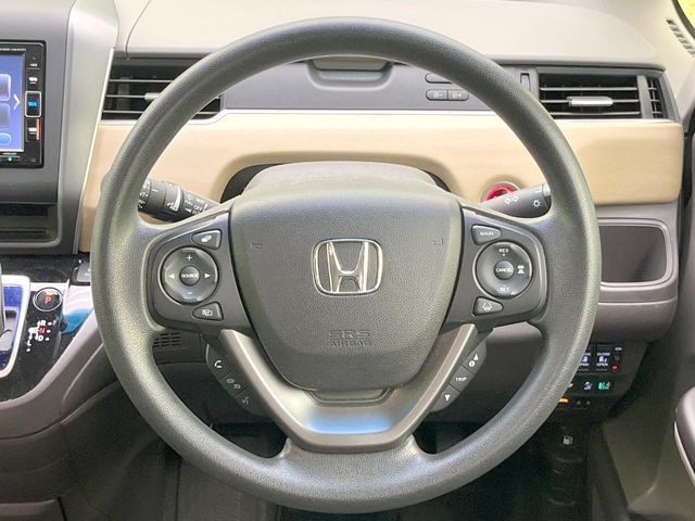 HONDA FREED HYBRID 2017