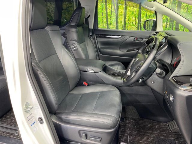 TOYOTA ALPHARD 4WD 2022