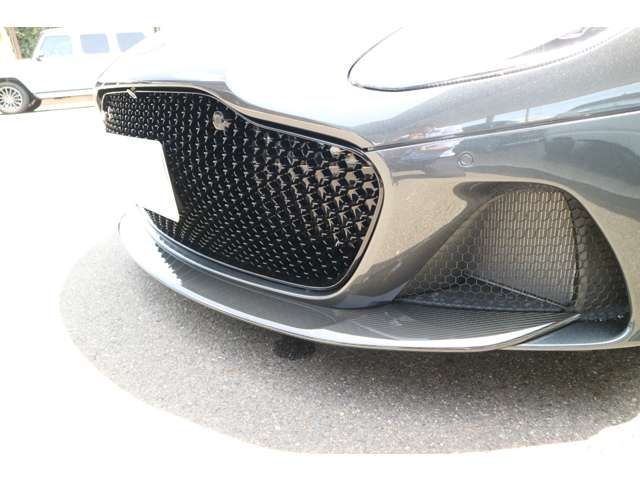 ASTON MARTIN ASTON MARTIN 2020