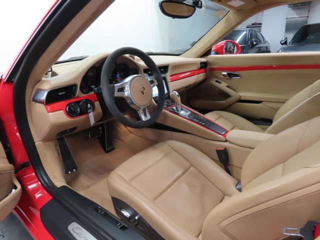 PORSCHE PORSCHE 911 2012