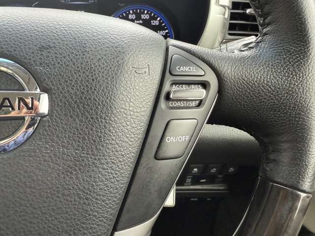 NISSAN ELGRAND  4WD 2017