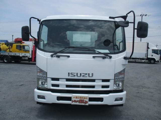 ISUZU FORWARD 2012