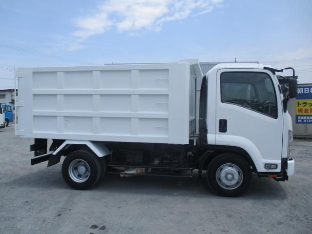 ISUZU FORWARD 2012